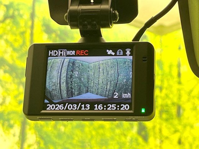 �y�h���C�u���R�[�_�[�z�h���C�u���R�[�_�[����!���s���͂������A������^�]�⎖�̂ɑ��������ہA�f���ŋL�^���A����̃��X�N�ɔ����܂��B���L�^�pSD�J�[�h�͂��q�l�����g�ł��������������K�v������܂��B