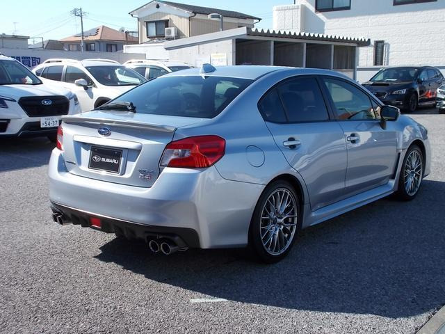 WRXS4 2.0 GT-S アイサイト 4WD