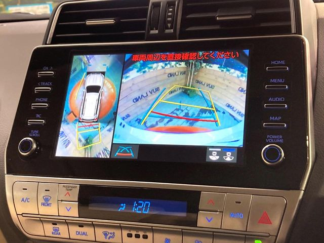 �y�S���ʃ��j�^�[�z��p�̃J�����ɂ��A�ォ�猩���낵���悤�Ȏ��_��360�x�N���}�̎��͂��m�F���邱�Ƃ��ł��܂����c�񒓎Ԃ╝�񂹎��Ɋ��􂵂Ă���܂���