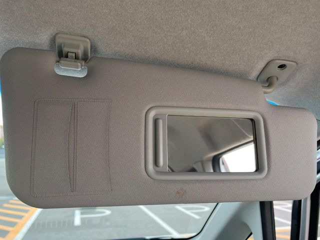 �y�o�j�e�B�~���[�z�T���o�C�U�[���ɐݒu���ꂽ�~���[�Őg�����Ȃ݃`�F�b�N!������Ƃ������C�N�����ɂ����􂵂܂���