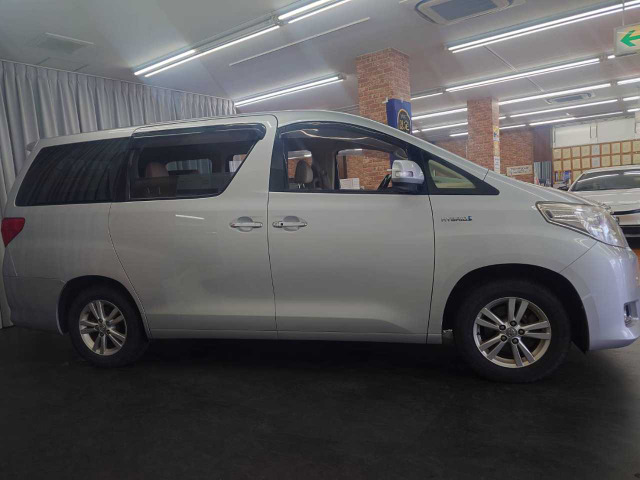 アルファードハイブリッド2.4 G 4WD