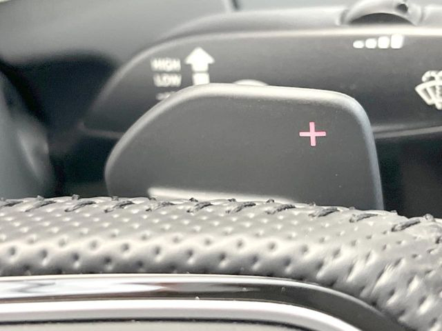 ���X�e�A�����O�p�h���V�t�g:�N�C�b�N�ȃV�t�g���삪�\!���X�|���X�������A���Ȃ��̃M�A�ϑ��ɂ�������Ƃ��Ă��Ă���܂�!���Ԃƈ�̂ƂȂ�鑕���ł��B