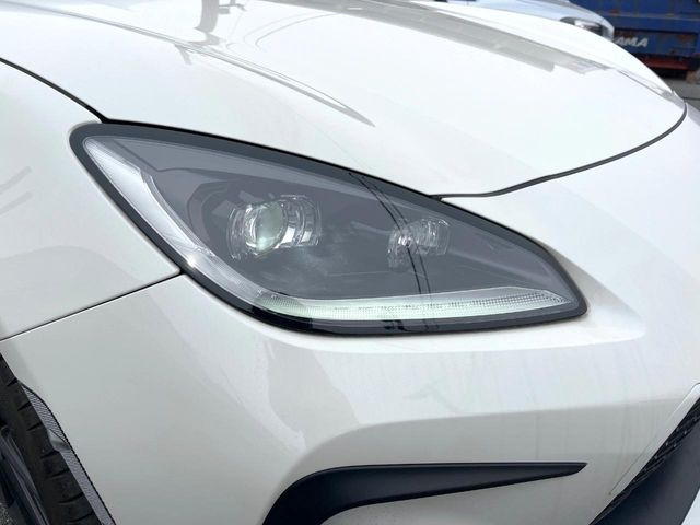 �w�b�h���C�g��e�[�������v&�A���~�z�C�[�����̊e��R�[�e�B���O���I�X�X�����Ă���܂��B�����Y�����̉��΂݂≘���}���A���ꂢ�ȏ�Ԃ������e�i���X���X�ŕۂĂ܂���