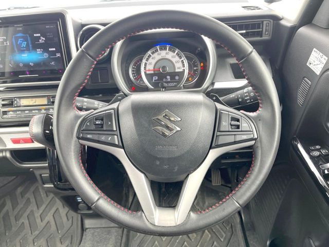 �y�����v�����X�e�A�����O�z�㎿�Ȋv���g�p���邱�ƂŁA��ɂ����������݂ƂĂ��^�]���₷���n���h���ł���