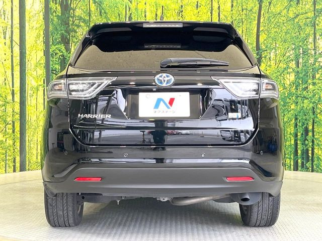 安心の最長10年・走行無制限保証(有償)をご用意。保証内容も充実はもちろん、無料点検&オイル交換や、年中無休の全国・24時間ロードサービスも付帯されておりますのでご安心下さい。