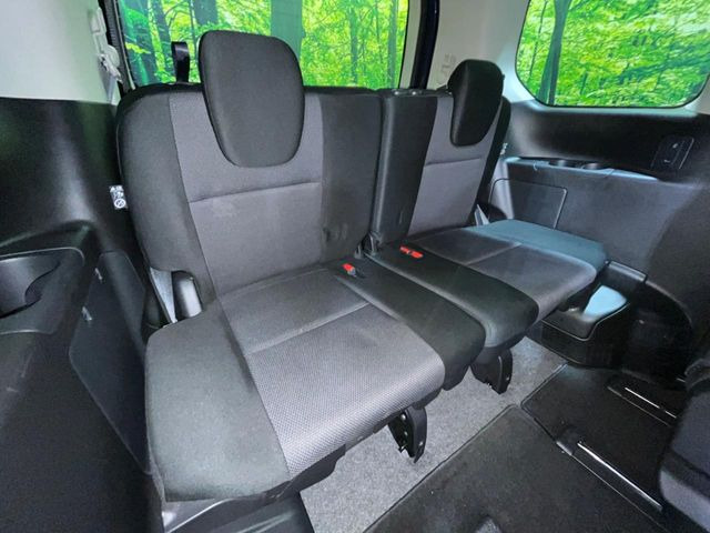 3��ڃV�[�g�͂�������ԗǍD����l�ł��������ƍ����Ē����܂��̂ŁA��l���ł̂��o���������N���N�ł��􂲉Ƒ��ŁA�C�̒m�ꂽ���ԂŁA�h���C�u�ɍs���̂��y���݂ł��ˁ�