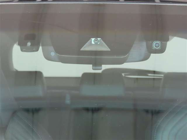 ハリアー2.5 ハイブリッド E-Four Z レザーパッケージ 4WD