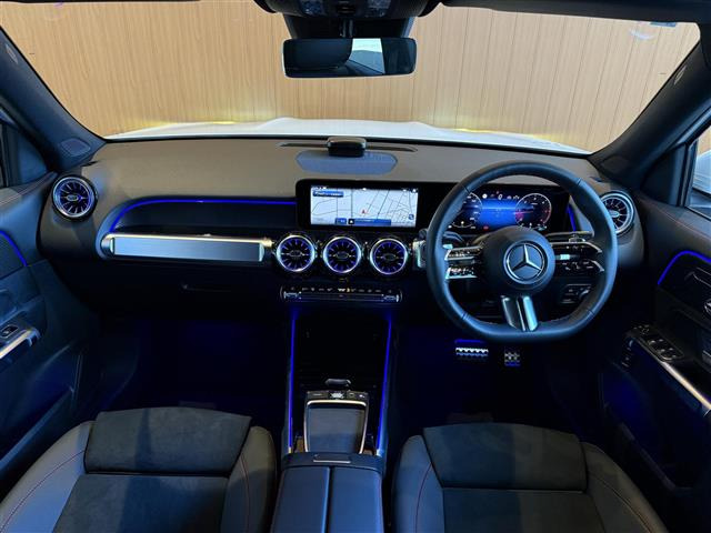 GLBGLB200d 4マチック AMGライン 4WD