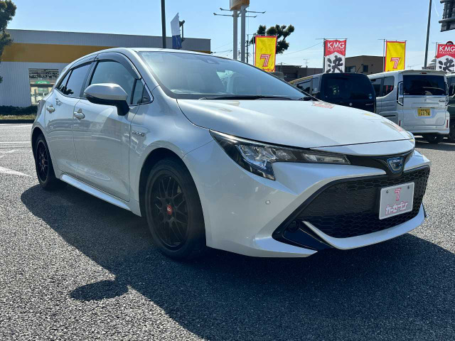 カローラスポーツ1.8 ハイブリッド G