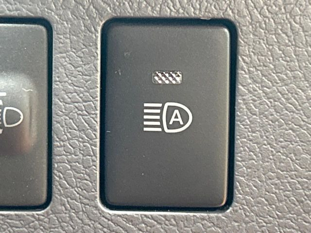 �y�I�[�g���C�g�z����̖��邳�ɉ����Ď����Ńw�b�h���C�g�̓_���E�������ł���@�\�ł�!���C�g�̕t���Y��E�����Y��Ȃǂ������Ȃ�A�J�̓���[���̑��s�����S!�g���l���ʉߎ����֗��ł��ˁ�