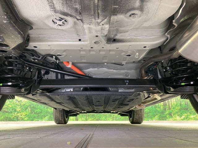 下回りがきれいなうちに、防錆加工の施工がオススメ。降雪地域はもちろん、沿岸部にお住いの方や、趣味でマリン・ウィンタースポーツをされる方にご好評いただいております。