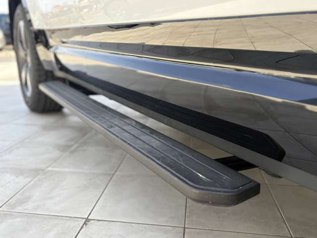 ディフェンダー110 X ダイナミック HSE 3.0L D350 ディーゼル 4WD