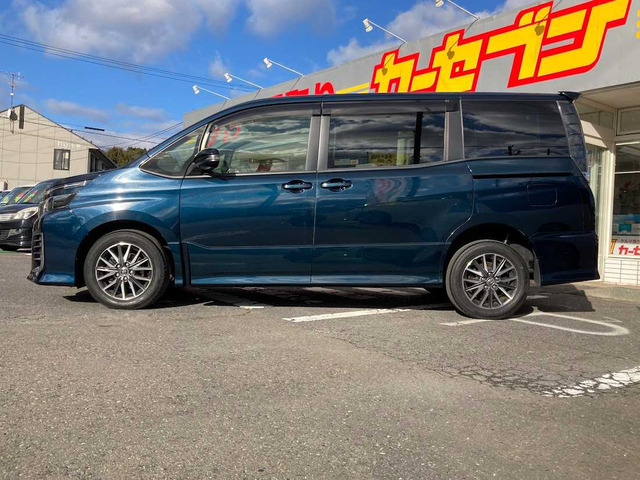 ヴォクシー2.0 ZS