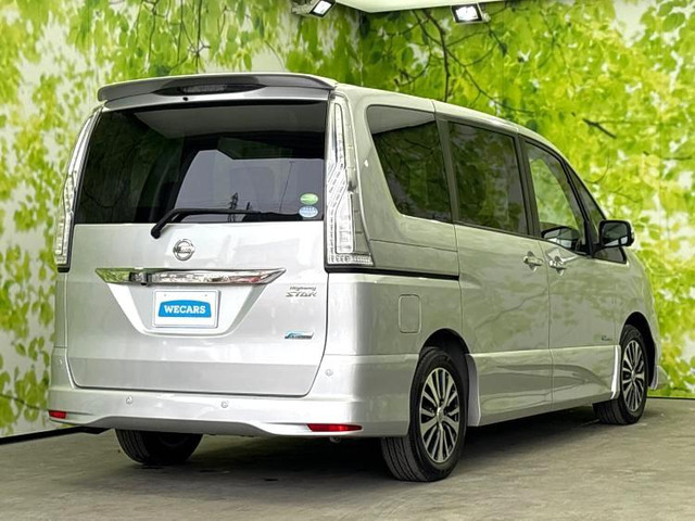 セレナ2.0 ハイウェイスター Vセレクション+Safety II S-HYBRID