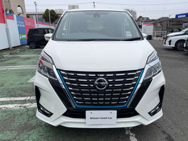 セレナ1.2 e-POWER ハイウェイスターV