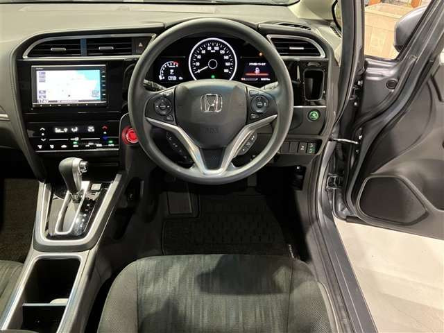 シャトル1.5 G ホンダセンシング