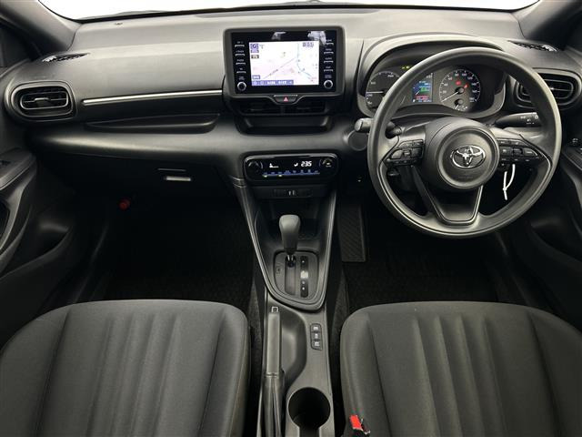 ヤリス1.5 ハイブリッド X