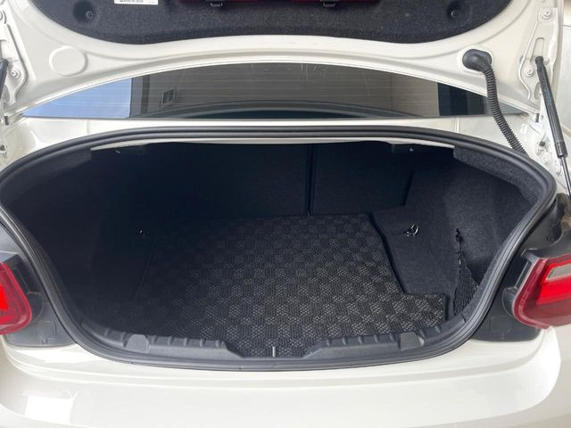 ���g�����N���[��:����L������e�X�y�[�X!���ꂾ���̍L��������΂��������⃌�W���[�Ȃǂɂ��œK�ł�!�g�p�������Ȃ����ꂢ�ȏ�Ԃ��ێ����Ă���܂��B