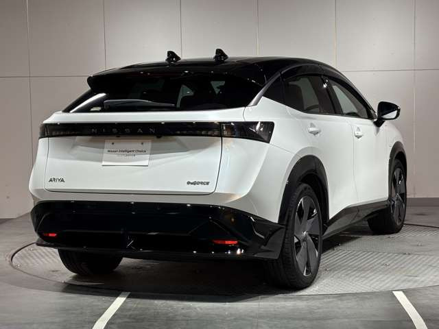 アリアB9 e-4ORCE リミテッド 4WD