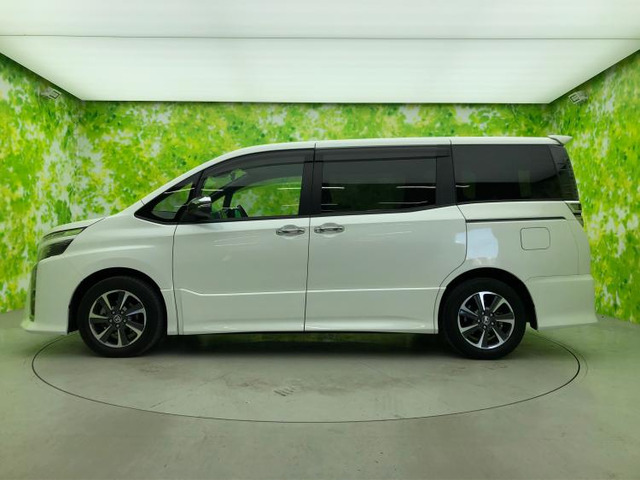 ヴォクシー2.0 ZS 煌III