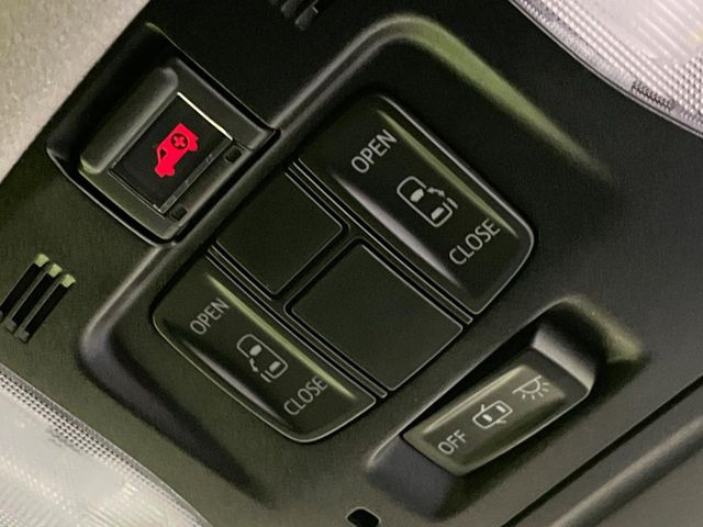 �y�����p���[�X���C�h�h�A�z�X�}�[�g�L�[��^�]�Ȃ̃X�C�b�`�Ō�ȗ����X���C�h�h�A�̊J���\���d��������͂����ăh�A���J����K�v�������A�����Ȃ��q�l�ł��ȒP�ɊJ���߂ł����K�ł���