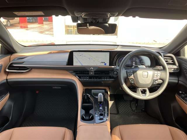 クラウンスポーツ2.5 Z E-Four 4WD