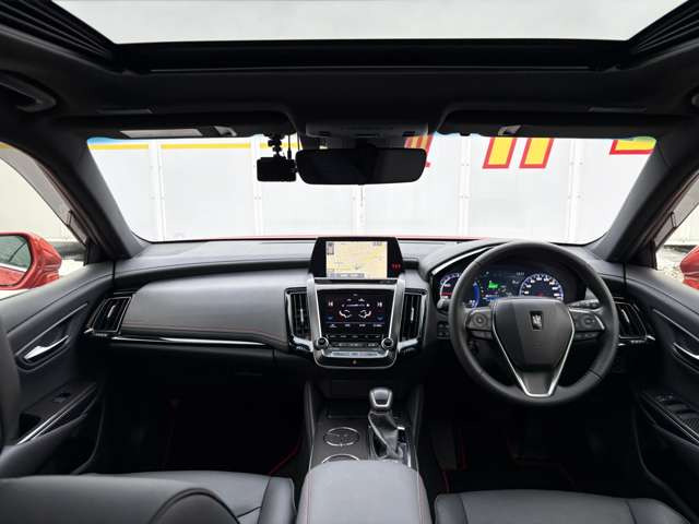 クラウンハイブリッド 2.5 RS Four リミテッド 4WD