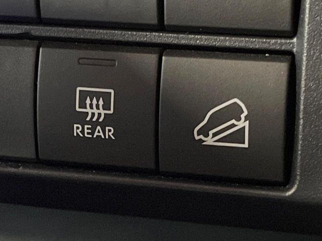 �y�_�E���q���A�V�X�g�z�}�ȍ⓹������Ƃ��Ɏ����Ńu���[�L�𐧌�A���̒ᑬ�x��ۂ��܂��B�ᓹ�∫�H�ȂǊ���₷���H�ʂ̉����ł��^�C�������b�N���Ȃ�������S!�n���h������ɏW���ł��܂�!