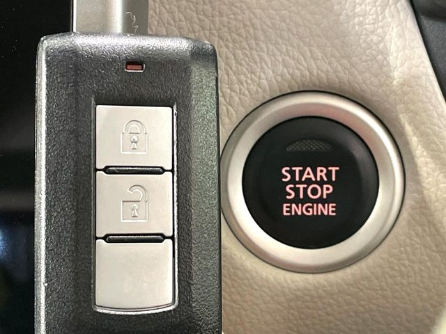 �y�C���e���W�F���g�L�[�z�J�o����|�P�b�g�ɓ��ꂽ�܂܂ł��h�A�̎{���E�������\�ȃX�}�[�g�L�[�𑕔��B�G���W���̃I���E�I�t�����J�M�����o���K�v����������Ƃ��Ă��֗��ł���