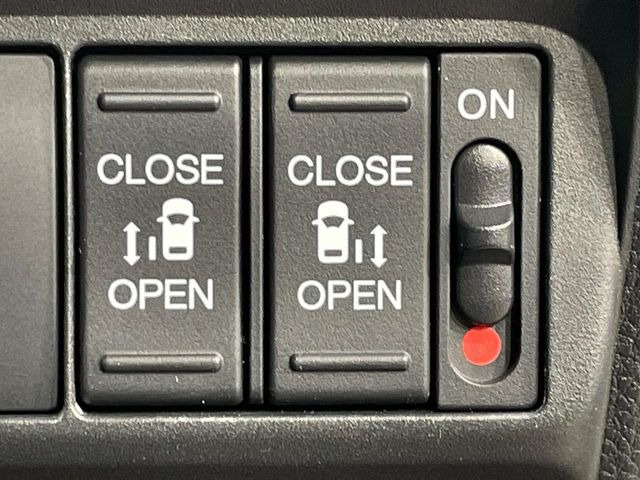 フリード1.5 e:HEV エアー EX