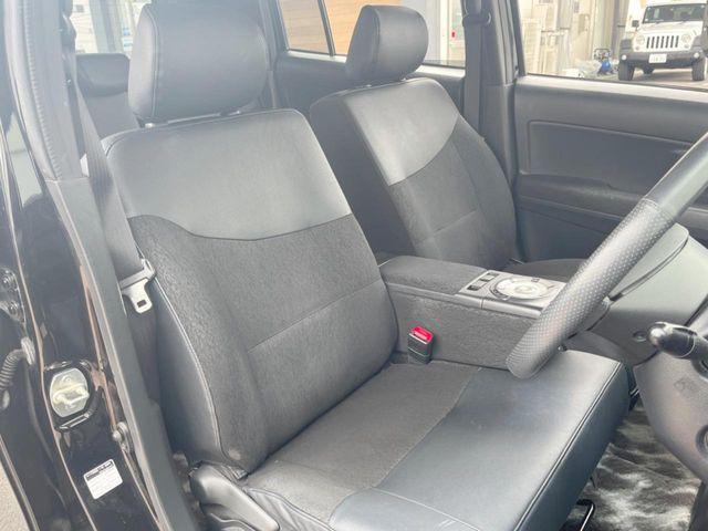 �y�n�[�t���U�[�V�[�g�z�������ƍ���S�n�𗼗������l�C�̃V�[�g���w�ʁE���ʂ̃t�@�u���b�N�f�ނ́A�ʋC���̗ǂ��⊊��ɂ����ɗD��Ă��܂��B�C���╞���ɍ��E���ꂸ���K�ɂ���肢�������܂��B