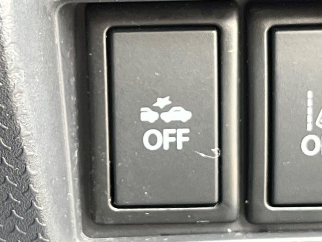 �y�X�Y�L �f�B�A���J�����u���[�L�T�|�[�g�z���s���ɑO���̎ԗ�����F�����A�Փ˂������Ȏ��͌x��ƃu���[�L�ŏՓˉ���Ɣ�Q�y�����A�V�X�g�B�����S�Ƀh���C�u�����y���݂��������܂��B