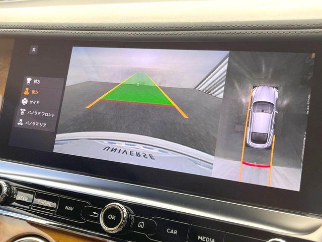 ���p�m���~�b�N�r���[���j�^�[:��p�̃J�����ɂ��A�ォ�猩���낵���悤�Ȏ��_��360�x�N���}�̎��͂��m�F���邱�Ƃ��ł��܂������p�������m�F���₷���A�����ꏊ�ł̐؂�Ԃ��⒓�Ԃ��X���[�Y�ɍs���܂��B