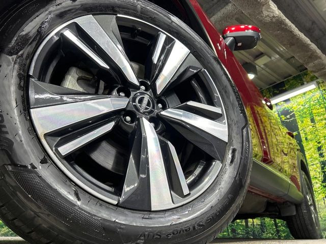 �y����19�C���`�A���~�z�C�[���z�O�ςɃ}�b�`���������A���~�z�C�[���𑕒����Ă���܂��B�e��ЊO�A���~�z�C�[����A�X�^�b�h���X�^�C�����戵�����Ă���܂��B���񂲑��k����������