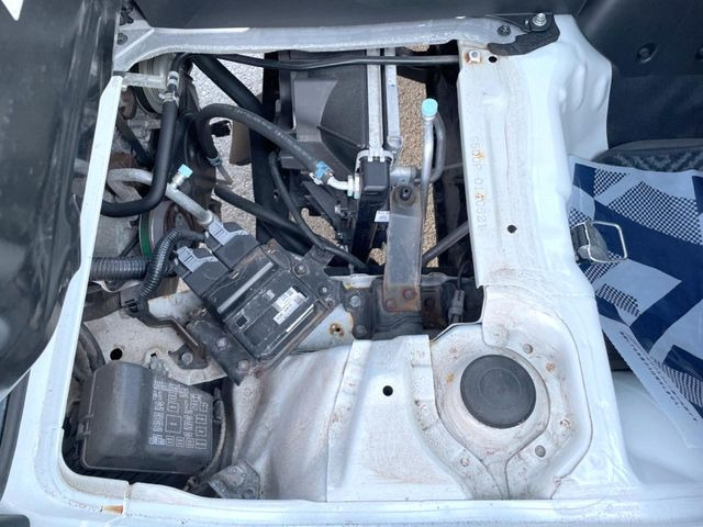 �e�؁E���J�Ȑ�僁�J�j�b�N�X�^�b�t������!�E�Ԍ��E�_�������E���̓��̏C���ȂǃA�t�^�[�T�[�r�X�����S�B���Ԃ̃J�X�^�}�C�Y���l�N�X�e�[�W�̃T�[�r�X�X�^�b�t�܂ł����k��������!