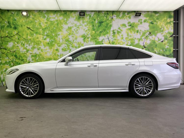 クラウンハイブリッド 2.5 RS