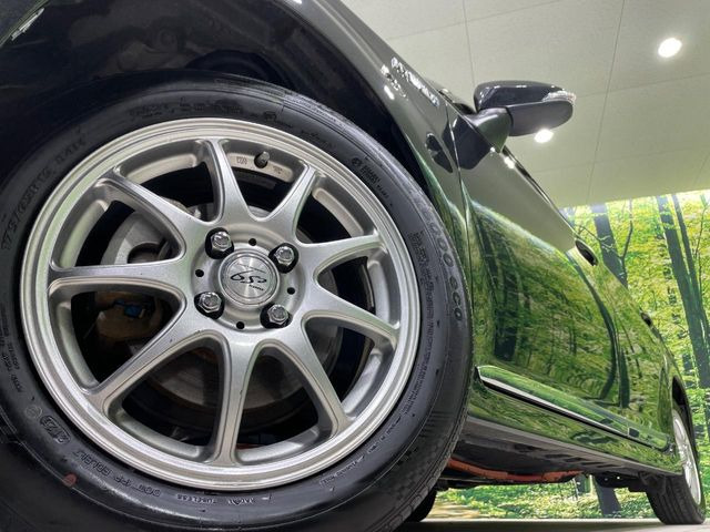 �y15�C���`�A���~�z�C�[���z�O�ςɃ}�b�`�����A���~�z�C�[���𑕒����Ă���܂��B�e��A���~�z�C�[����A�X�^�b�h���X�^�C�����戵�����Ă���܂��B���񂲑��k����������