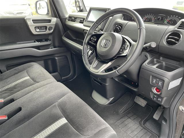 N-BOXカスタムL スタイルプラス ブラック