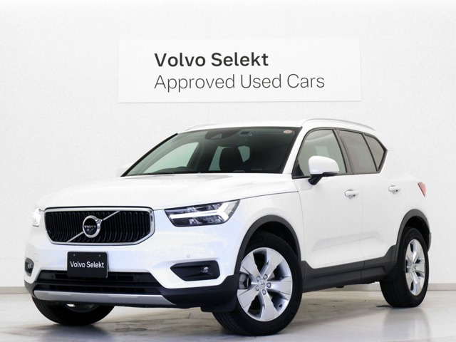 XC40B4 モメンタム