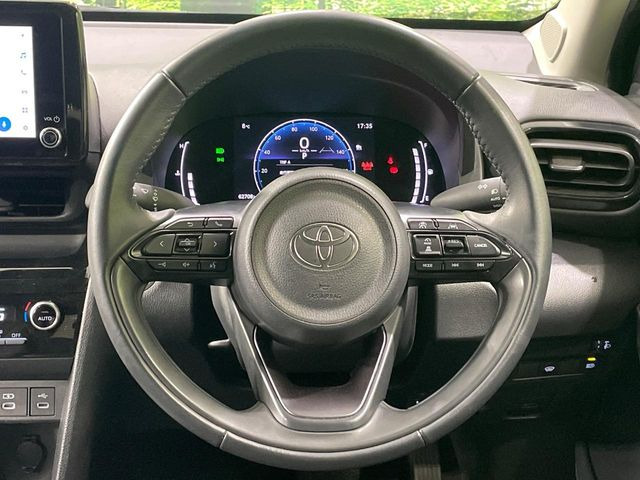 �y�����v�����X�e�A�����O�z�㎿�Ȋv���g�p���邱�ƂŁA��ɂ����������݂ƂĂ��^�]���₷���n���h���ł���