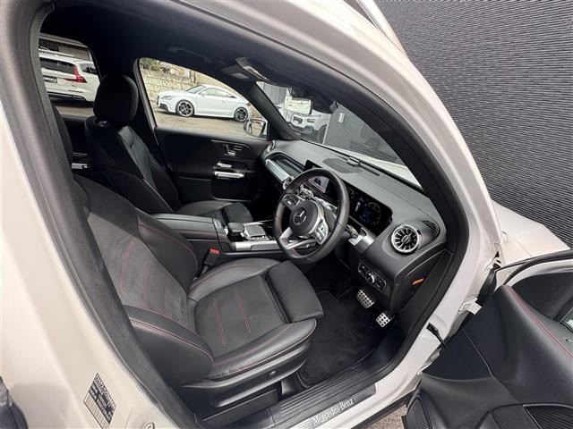 GLBGLB200d 4マチック AMGライン 4WD