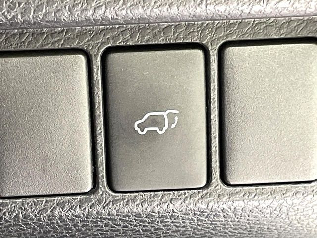 �y�p���[�o�b�N�h�A�z�X�}�[�g�L�[��^�]�Ȃ̃{�^�������������Ń��A�Q�[�g�������ŊJ���܂�!�ו��������Ă��鎞��A�����ʒu�ɂ���o�b�N�h�A��߂�ۂɕ֗��ȋ@�\�ł���