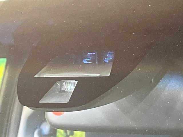 �y�V�e�B�u���[�L�A�N�e�B�u�V�X�e���z�ᑬ���s���ɑO���̎ԗ�����F�����A�Փ˂������Ȏ��͌x��ƃu���[�L�ŏՓˉ���Ɣ�Q�y�����A�V�X�g�B�����S�Ƀh���C�u�����y���݂��������܂��B