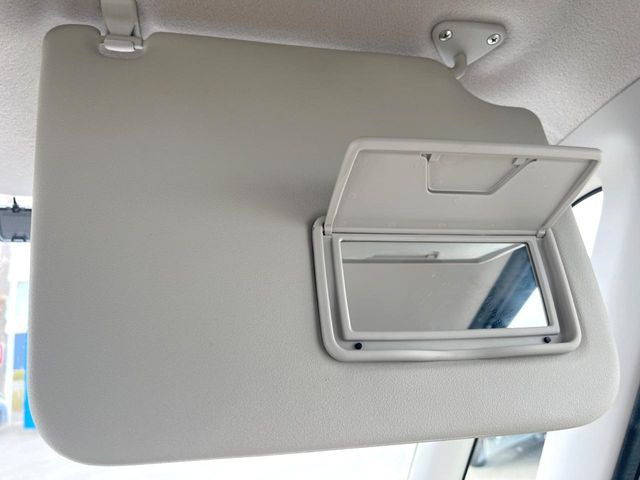 �y�o�j�e�B�~���[�z�T���o�C�U�[���ɐݒu���ꂽ�~���[�Őg�����Ȃ݃`�F�b�N!������Ƃ������C�N�����ɂ����􂵂܂���