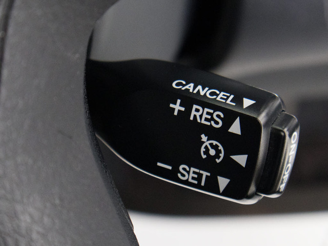 �y�I�[�g�N���[�Y�R���g���[���z���ځB�A�N�Z������Ȃ��ł��Ԃ������ŃX�s�[�h��ۂ��Ă����@�\�ł��������̍����͊y�X�ł��B