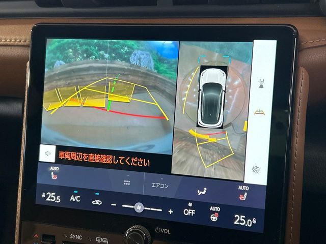 �y�p�m���~�b�N�r���[���j�^�[�z��p�̃J�����ɂ��A�ォ�猩���낵���悤�Ȏ��_��360�x�N���}�̎��͂��m�F���邱�Ƃ��ł��܂������p�������m�F���₷���A�����ꏊ�ł̐؂�Ԃ��⒓�Ԃ��X���[�Y�ɍs���܂��B