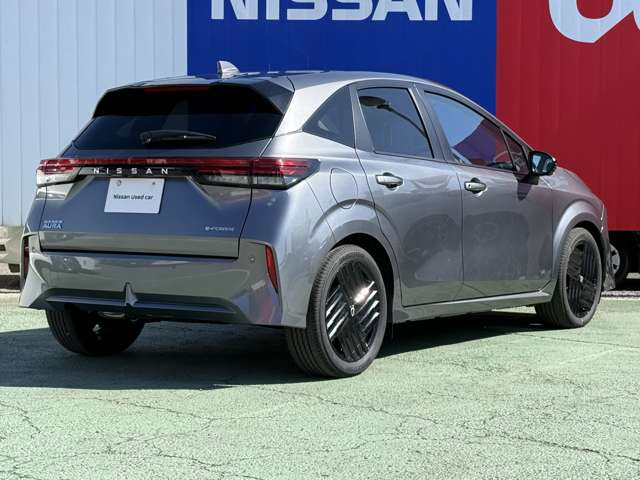 ノートオーラ1.2 G 90周年記念車