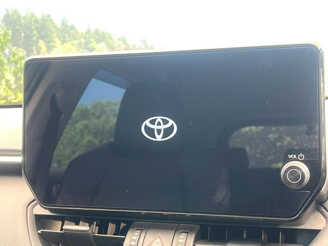 【10.5インチ ディスプレイオーディオ】大画面のディスプレイはAppleCarPlayやAndroidAutoが利用可能。大きな画面でスマホナビアプリ等が利用いただけます♪