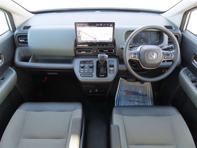 フリード1.5 e:HEV クロスター