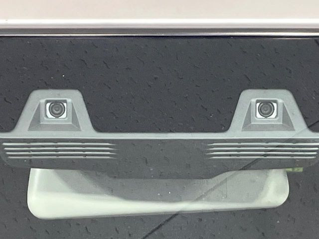 �y�C���e���W�F���g�G�}�[�W�F���V�[�u���[�L�z�t�����g�J�����őO���̎ԗ�����s�҂����m�B�Փ˂������Ȏ��͏Փ˔�Q�y���u���[�L���쓮�A�Փˉ�����T�|�[�g�B�����S�Ƀh���C�u�����y���݂��������܂��B